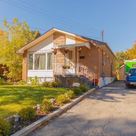 Cozy Private Room-Your Perfect Place In Hamilton Exterior foto